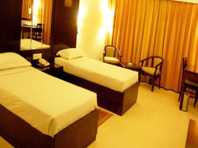 Hotel Ark Continental Rudrapur Exteriér fotografie
